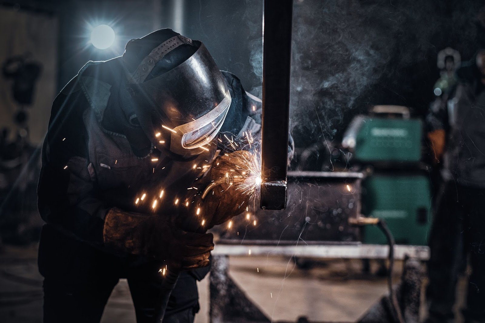 Top 5 Industries in Canada That Rely on Steel Fabrication in 2025
